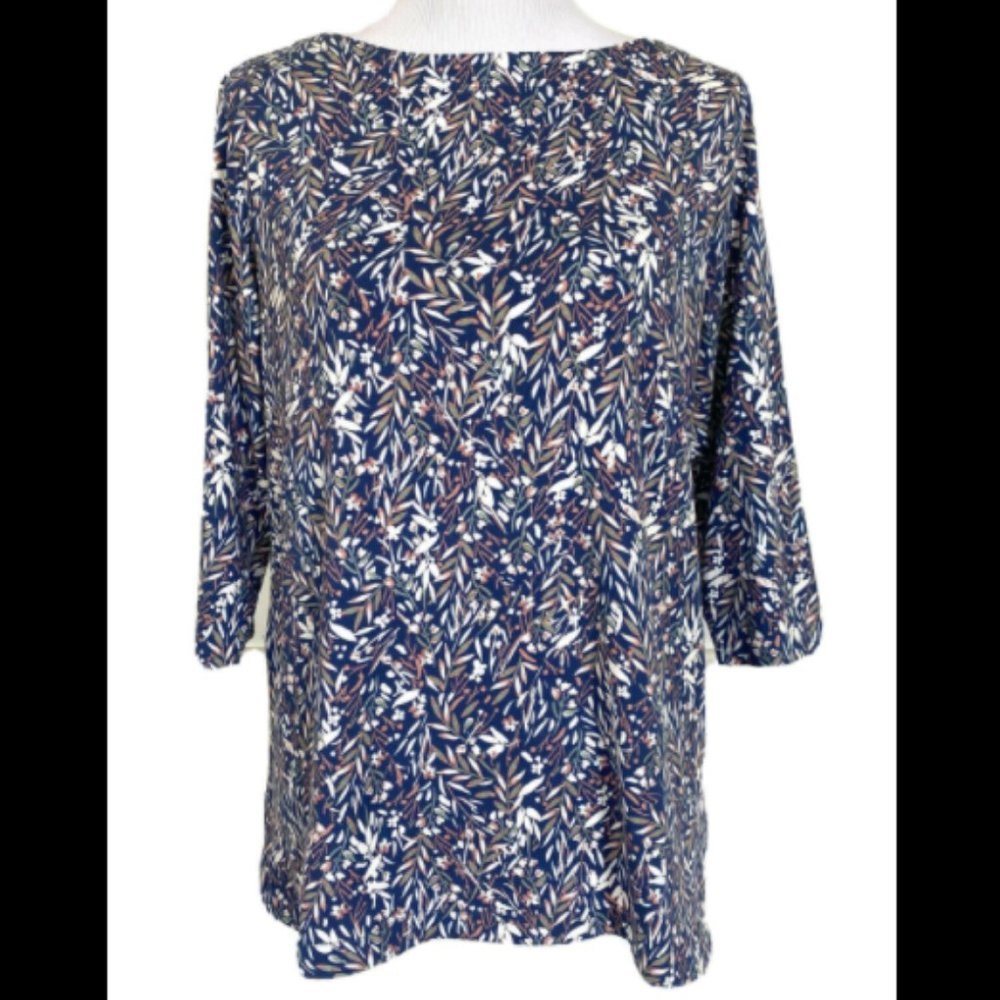NWT J.JILL Wearever Collection Pullover Top Sz Med petite Blue floral 3/4 Sleeve